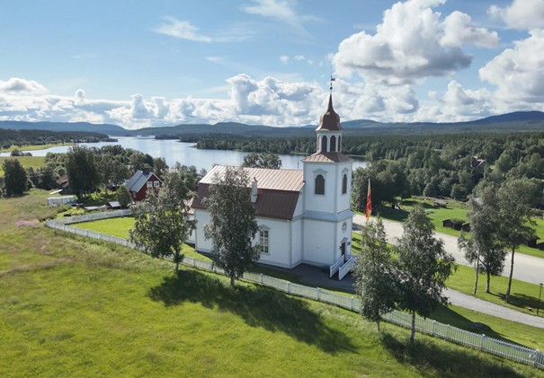 Ljusnedals kyrka i Funäsfjällen – plats för Funäsfestivalens kvällskonsert